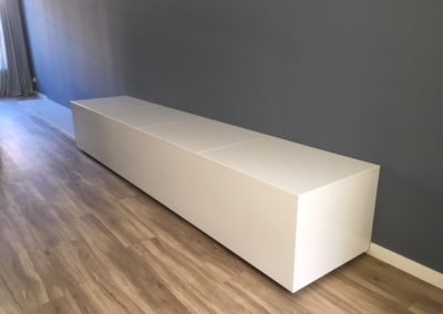 Zitbank eettafel